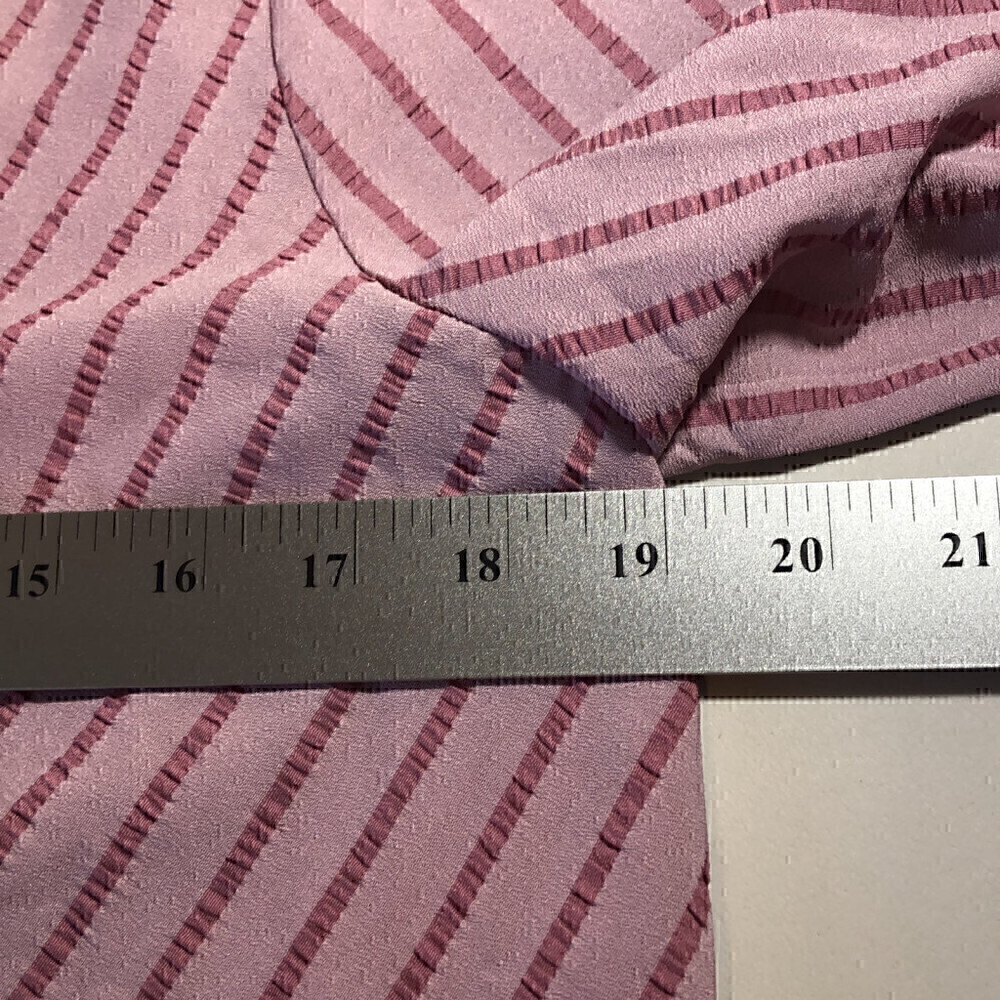 BCBG Maxazria Pink and Mauve Striped Blouse Faux wrap V Neck high-lo Size Small - Picture 10 of 12